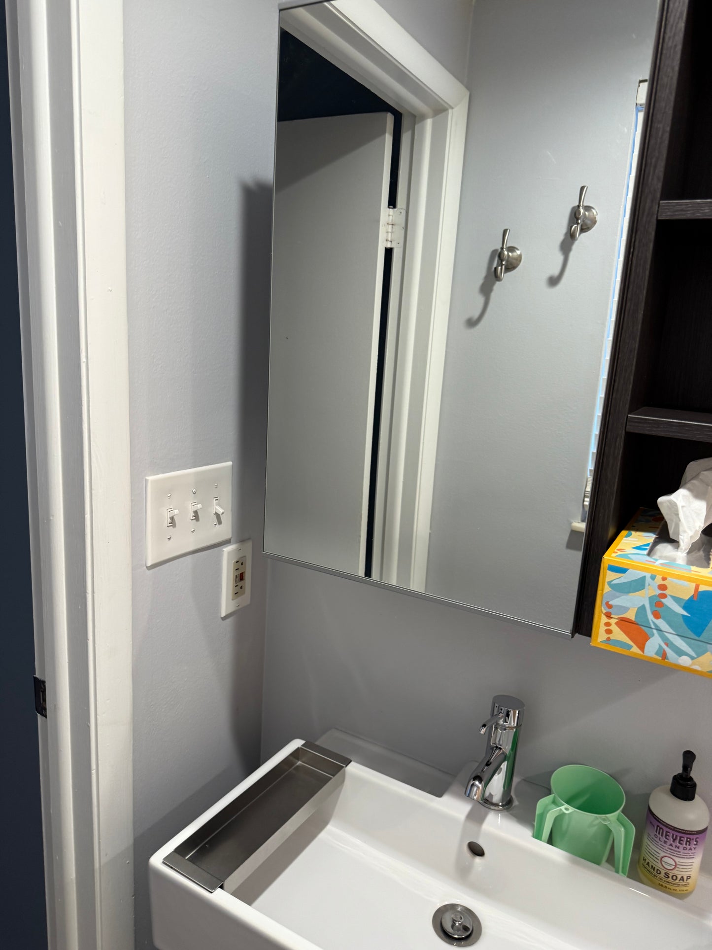 Master Bedroom (upstairs) | 1 King