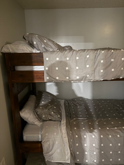 Bedroom #2 (upstairs) | 3 Twins