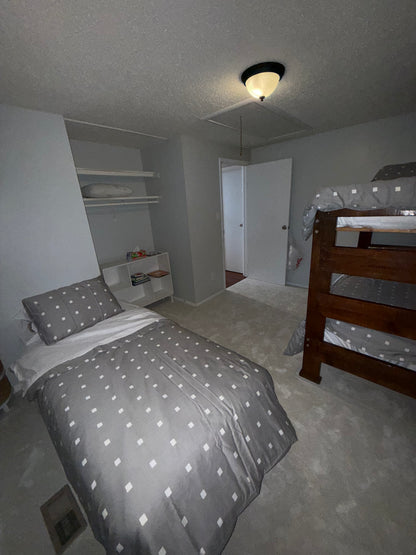 Bedroom #2 (upstairs) | 3 Twins