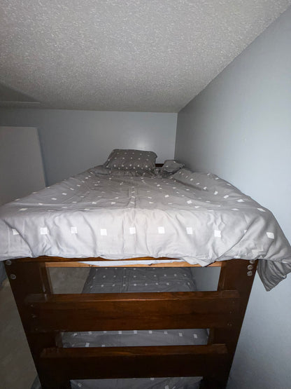 Bedroom #2 (upstairs) | 3 Twins