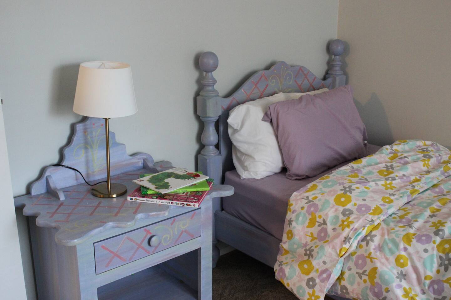 Top Floor | 1 King, 3 Twins, & 1 Crib