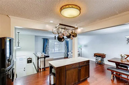 Top Floor | 1 King, 3 Twins, & 1 Crib